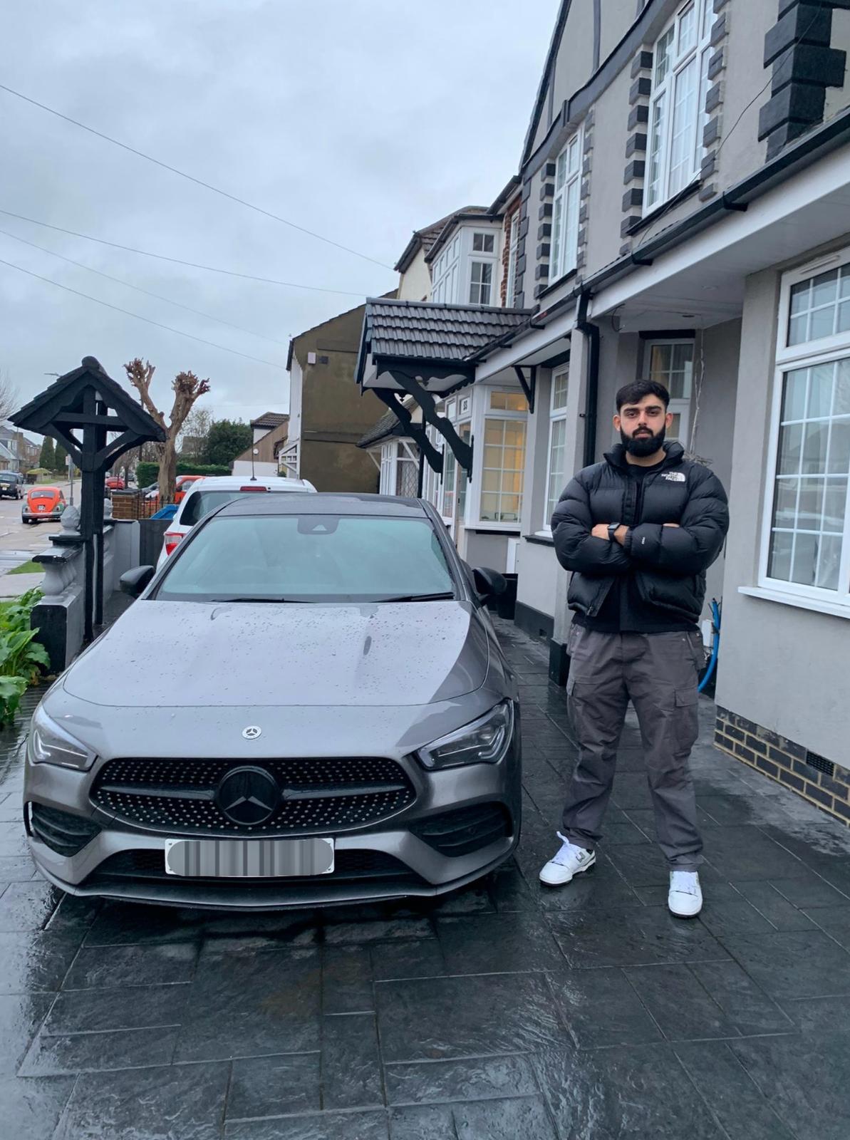 Customer with Mercedes CLA