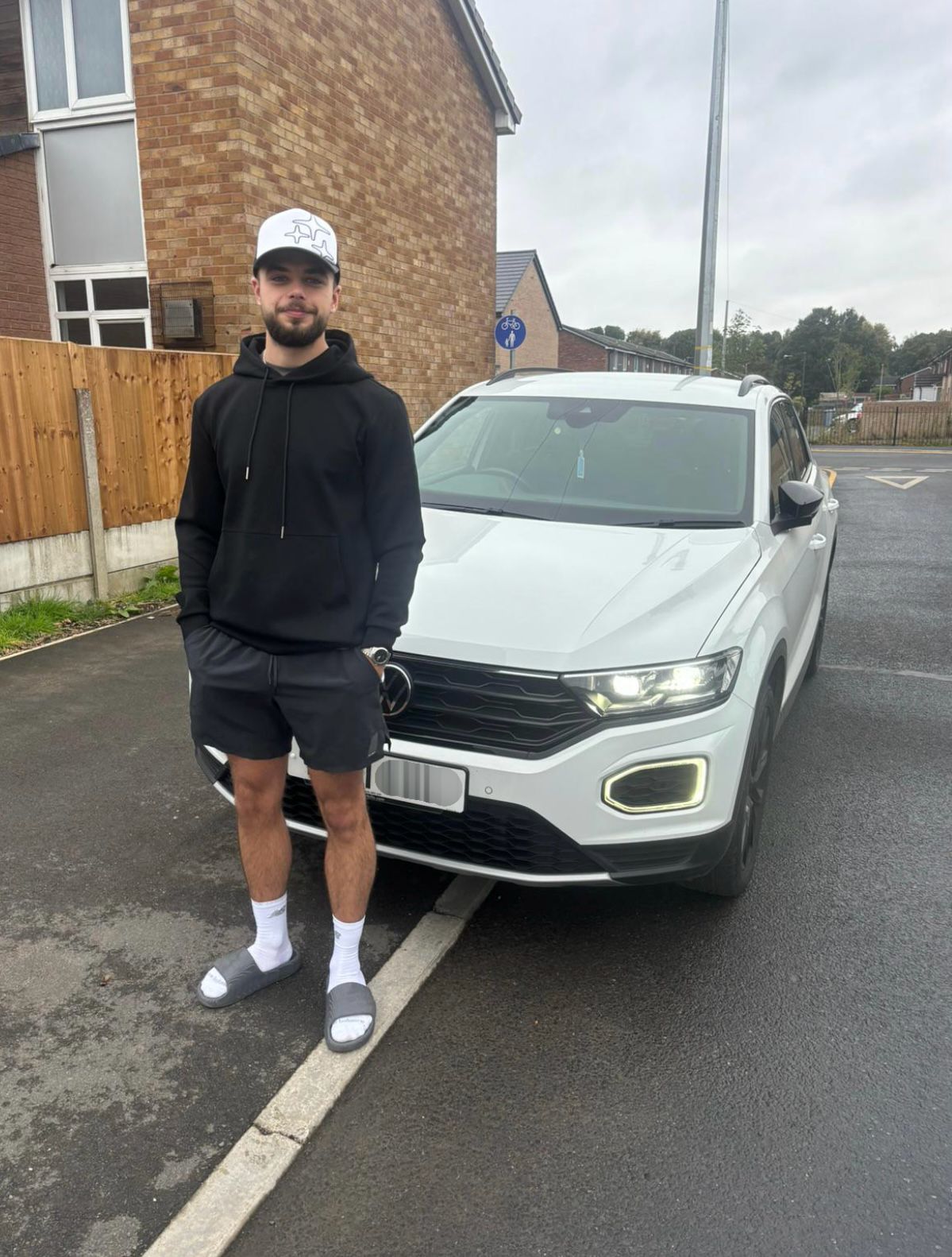 Customer with VW T-Roc